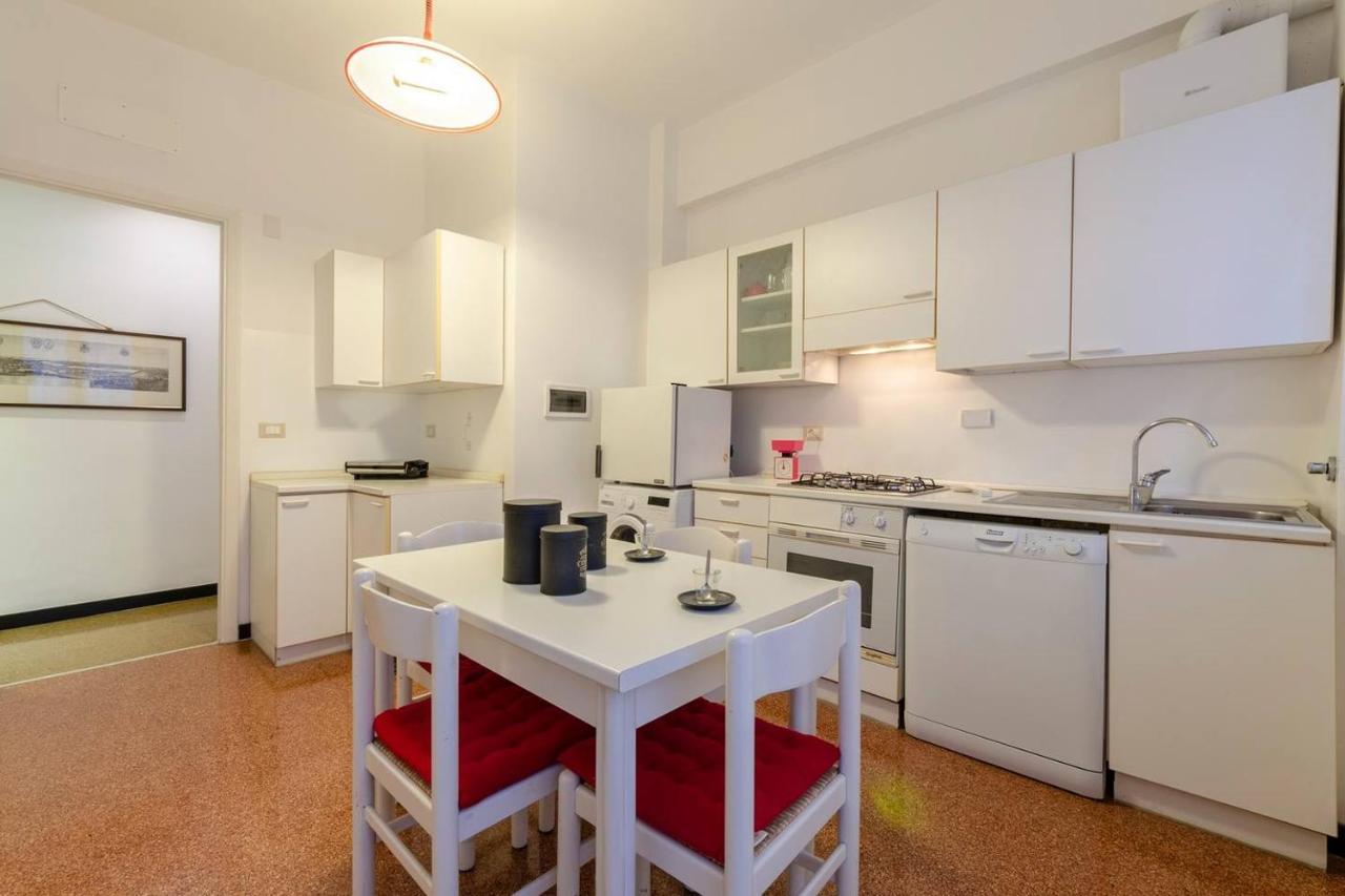 Altido Family Apt For 6 Located Minutes From The Sea Leilighet Genova Eksteriør bilde