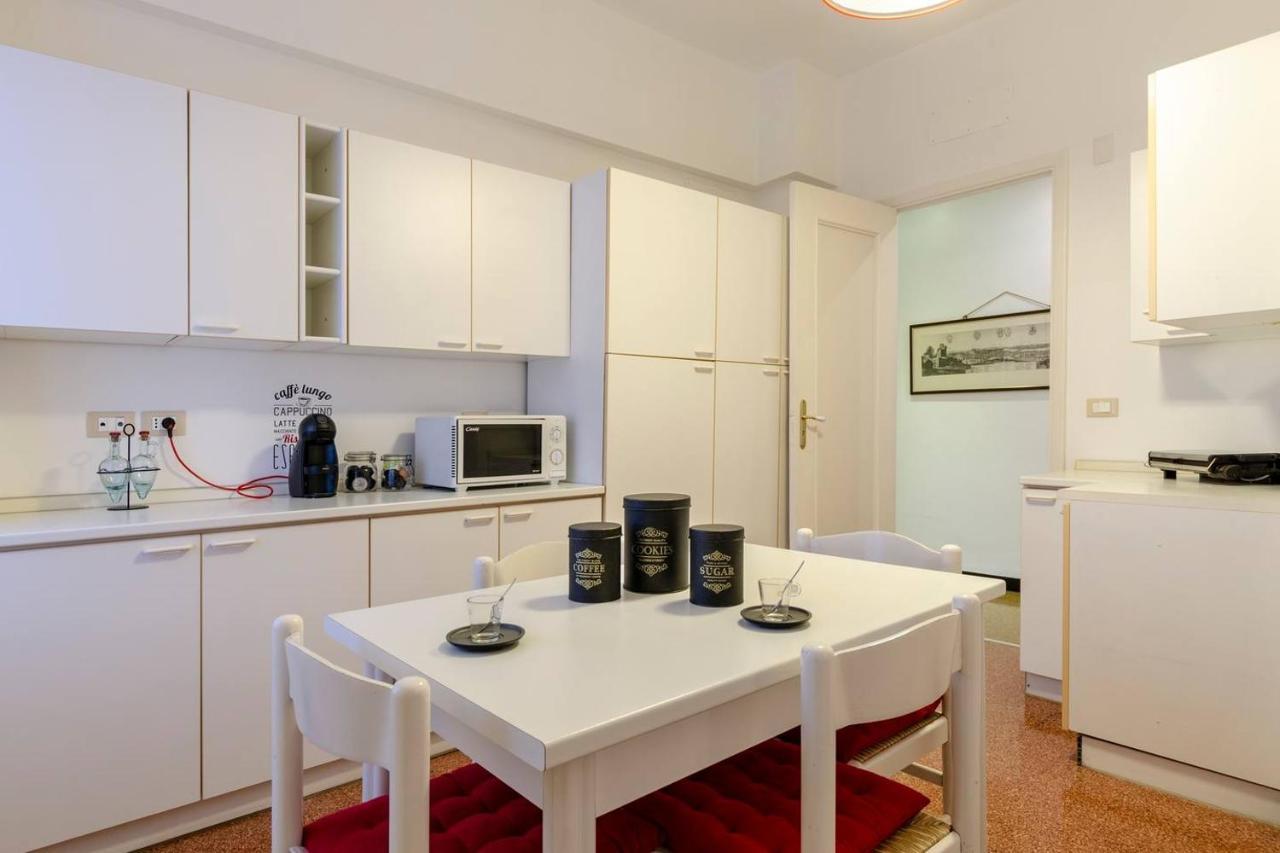 Altido Family Apt For 6 Located Minutes From The Sea Leilighet Genova Eksteriør bilde